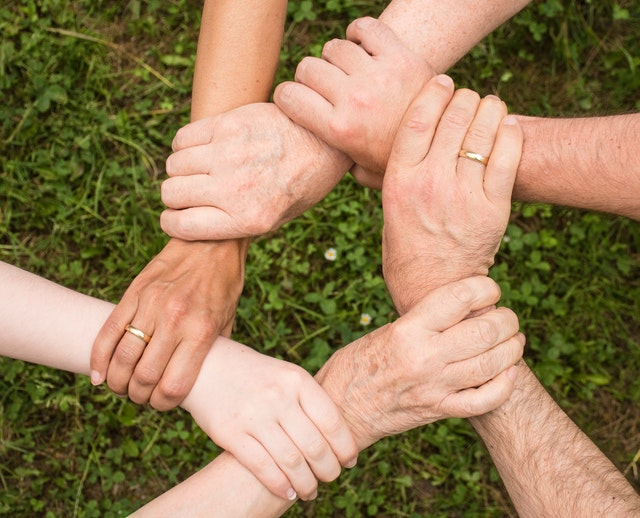 Hand with community